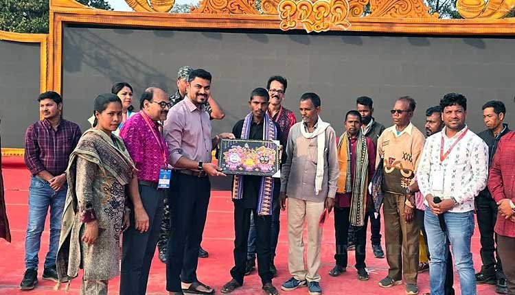 'Sneh Setu' Reunites 20 Elderly and Mentally Ill Individuals in Jharsuguda, Odisha