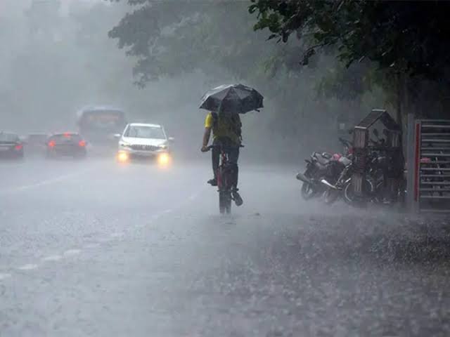 Odisha Weather Alert: IMD Issues Orange Warning for Heavy Rain, Thunderstorms, and Strong Winds