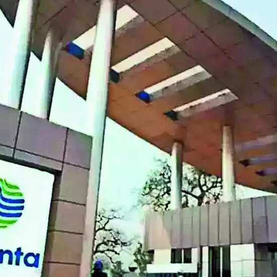 Vedanta's Newly Demerged Entities See Shares Rise Up to 5%: Which Stock is the Best Bet?